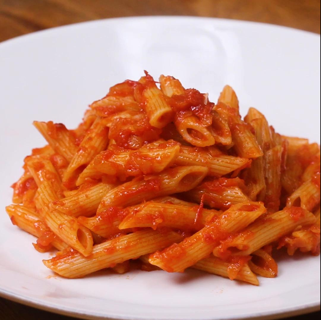 Penne w/ Red Sauce